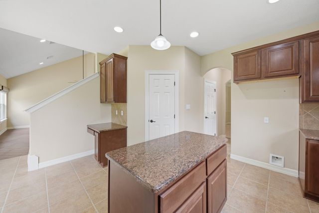 1109 Walnut Bend, Brenham, TX 77833