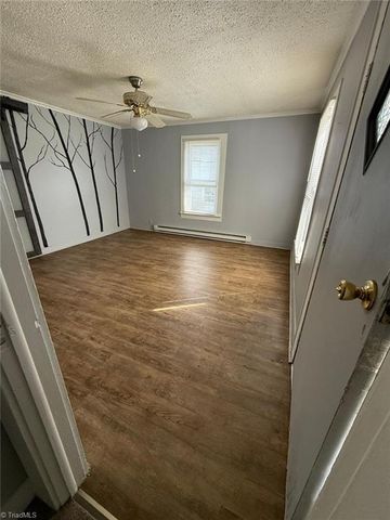 212 Ridgecrest Street, Thomasville, NC 27360
