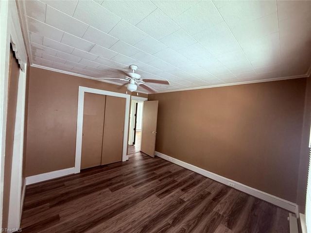 212 Ridgecrest Street, Thomasville, NC 27360