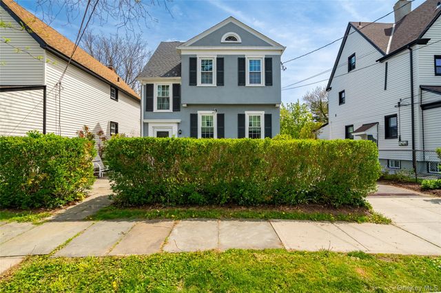 28 Spruce Street, New Rochelle, NY 10805