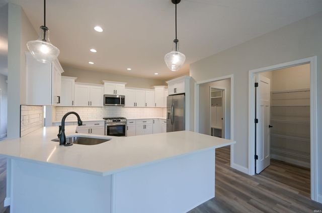 2195 Beech Tree Court, Kokomo, IN 46902