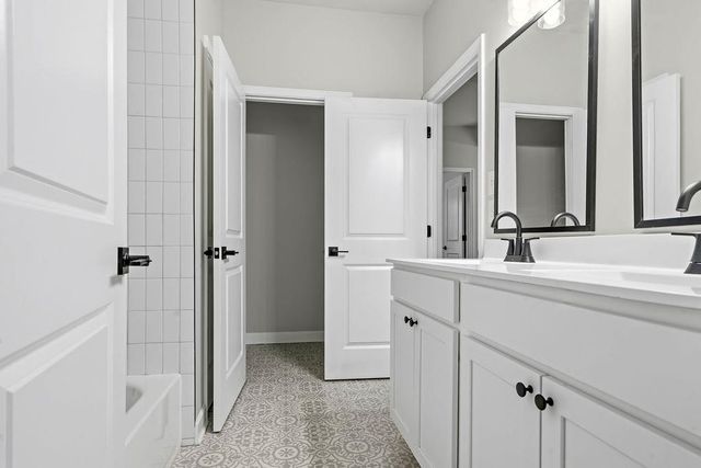 1392 S ORLEANS ST, Memphis, TN 38106