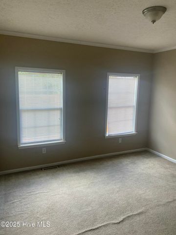 152 Meadowlark Lane, Newport, NC 28570