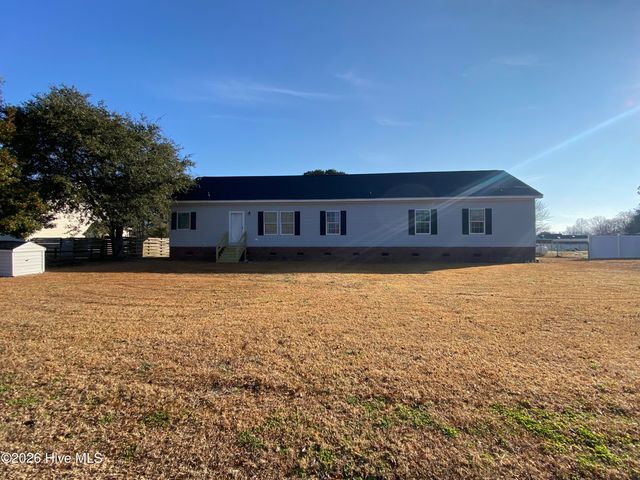 152 Meadowlark Lane, Newport, NC 28570