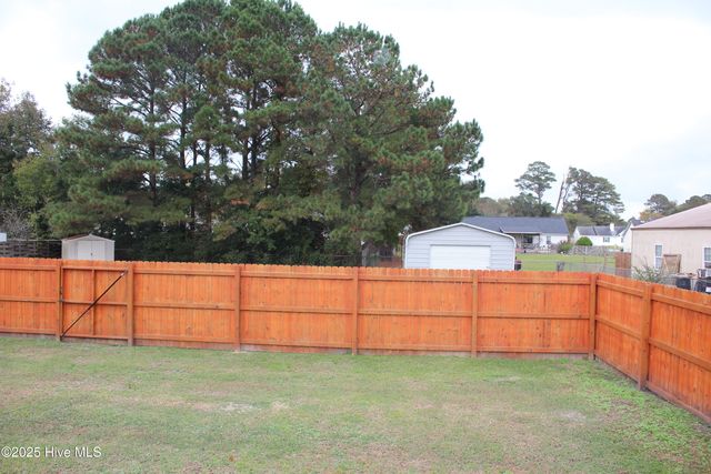 152 Meadowlark Lane, Newport, NC 28570