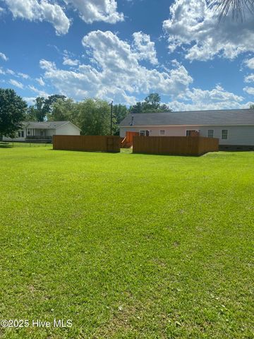 152 Meadowlark Lane, Newport, NC 28570