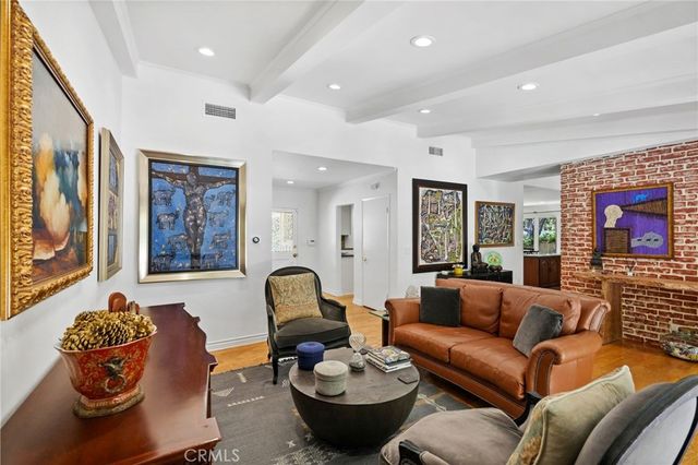 4450 Romero Drive, Tarzana, CA 91356