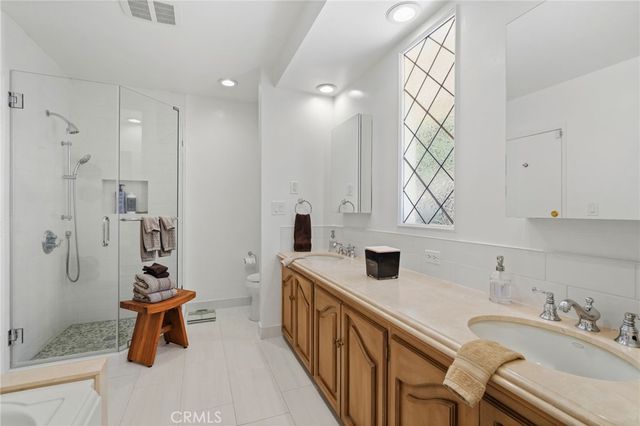 4450 Romero Drive, Tarzana, CA 91356