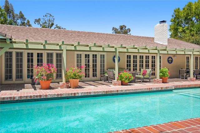4450 Romero Drive, Tarzana, CA 91356
