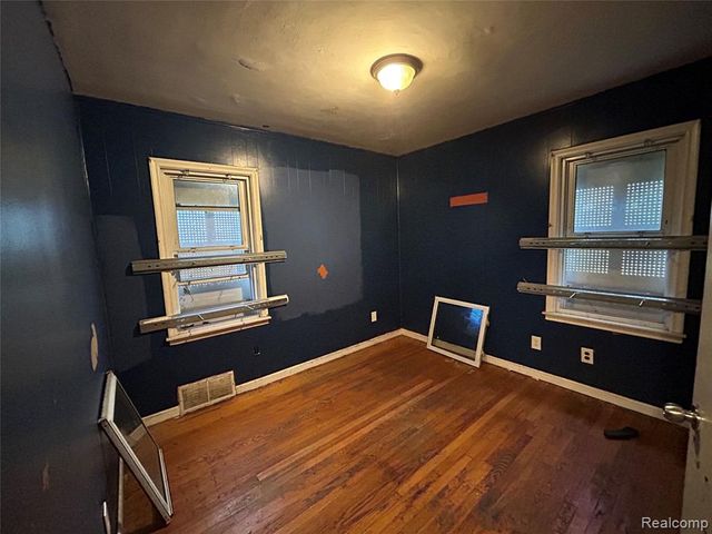 6506 Stahelin Avenue, Detroit, MI 48228