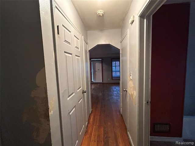 6506 Stahelin Avenue, Detroit, MI 48228