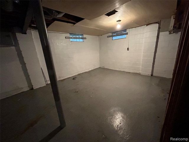 6506 Stahelin Avenue, Detroit, MI 48228