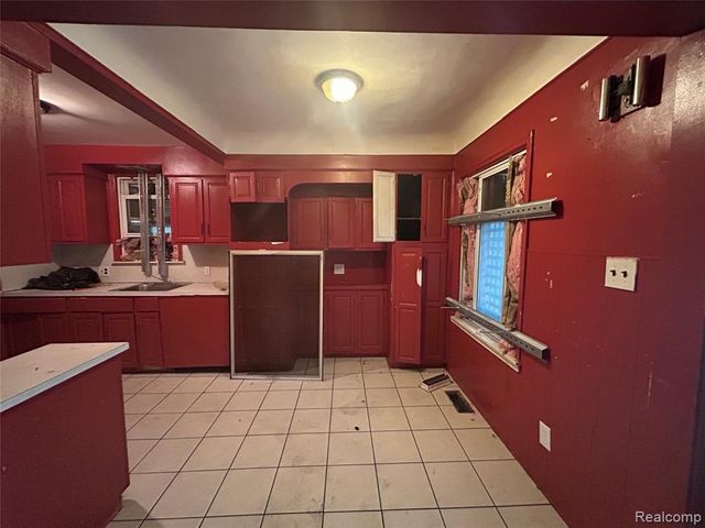 6506 Stahelin Avenue, Detroit, MI 48228