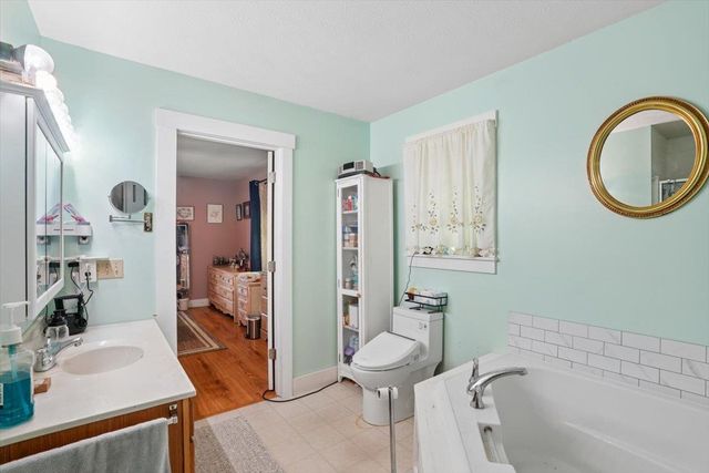 333 Ridge Road, Farmington, NH 03835