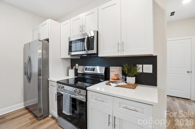 8927 Sharonbrook Drive, Charlotte, NC 28210