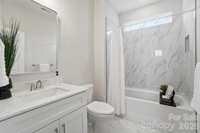 8927 Sharonbrook Drive, Charlotte, NC 28210