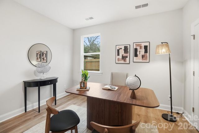 8927 Sharonbrook Drive, Charlotte, NC 28210