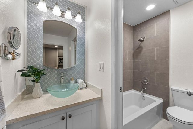 291 Tradewinds Drive 4, San Jose, CA 95123