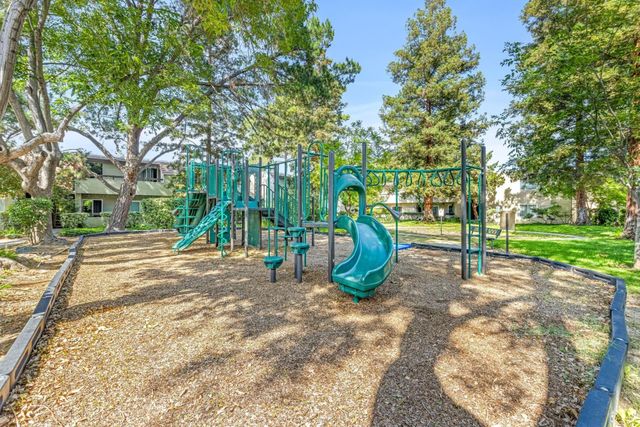 291 Tradewinds Drive 4, San Jose, CA 95123