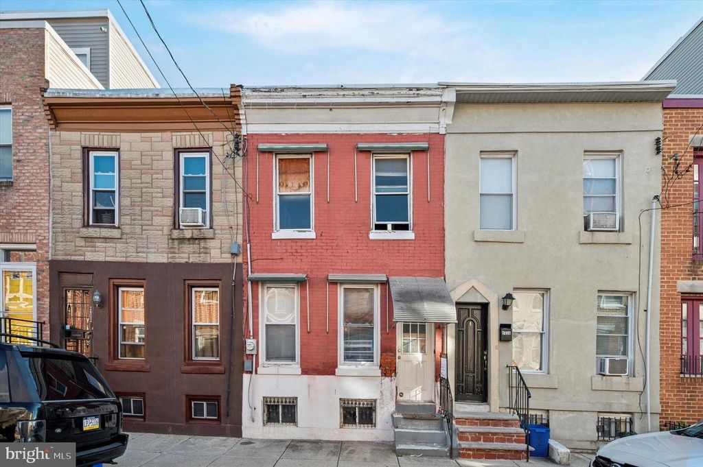 2034 MANTON ST, Philadelphia, PA 19146
