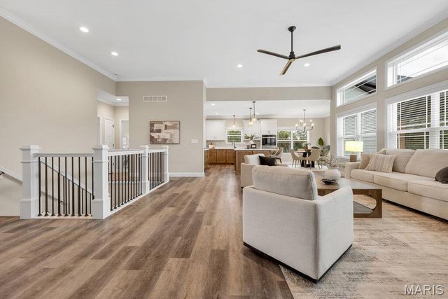 236 Woodhurst, Wentzville, MO 63385