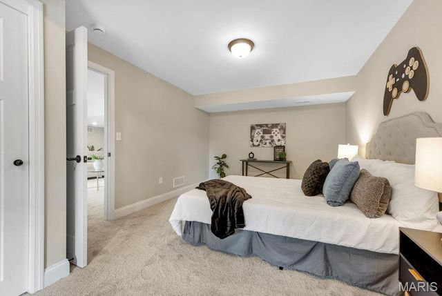 236 Woodhurst, Wentzville, MO 63385