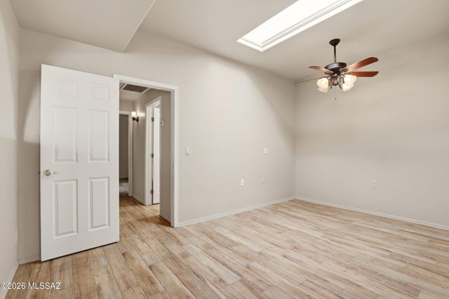 603 W Vía Rosaldo, Green Valley, AZ 85614