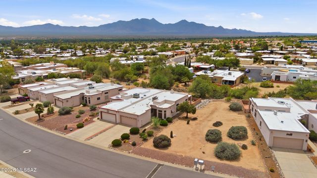 603 W Vía Rosaldo, Green Valley, AZ 85614