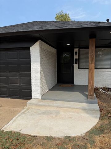 665 NW 15th Street, Moore, OK 73160