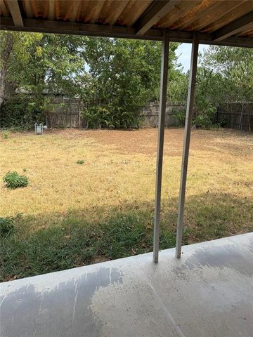 665 NW 15th Street, Moore, OK 73160