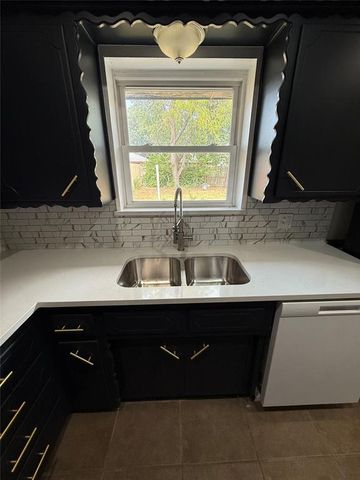 665 NW 15th Street, Moore, OK 73160