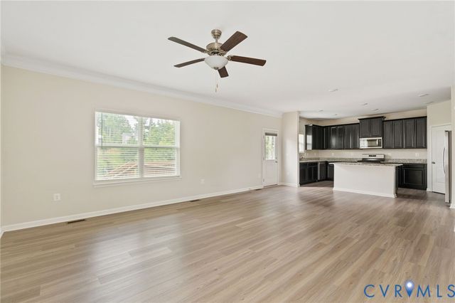 15516 Cedarville Dr, Midlothian, VA 23112