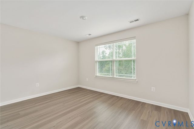 15516 Cedarville Dr, Midlothian, VA 23112