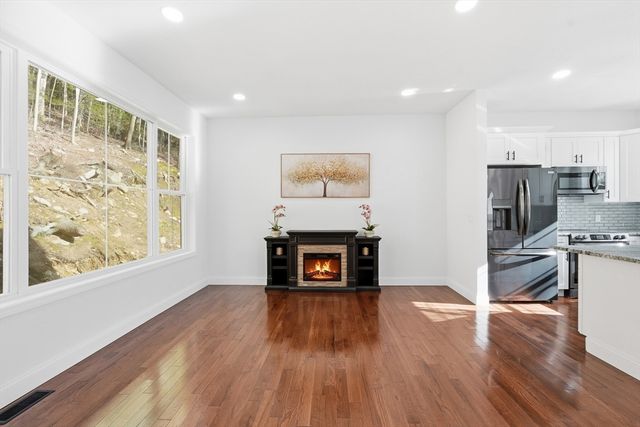 116 Nugget Drive, Charlton, MA 01507