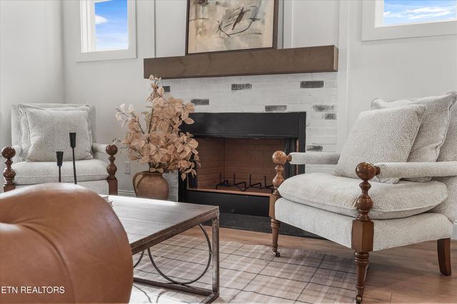 106 S Front Street St, Friendsville, TN 37737