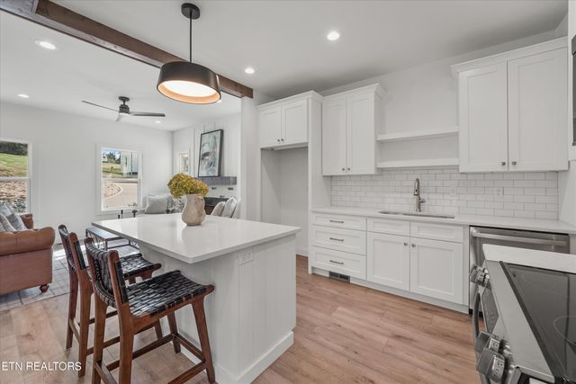 106 S Front Street St, Friendsville, TN 37737