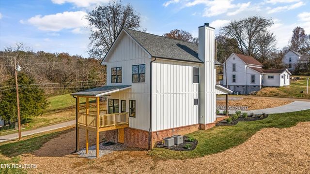 106 S Front Street St, Friendsville, TN 37737