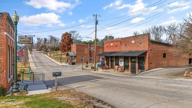 106 S Front Street St, Friendsville, TN 37737