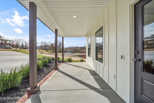 106 S Front Street St, Friendsville, TN 37737