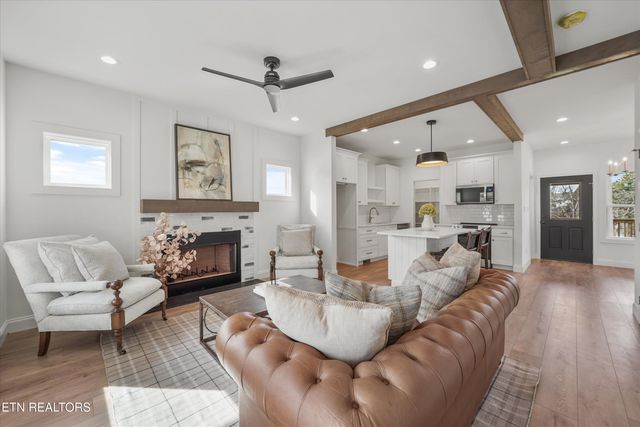 106 S Front Street St, Friendsville, TN 37737