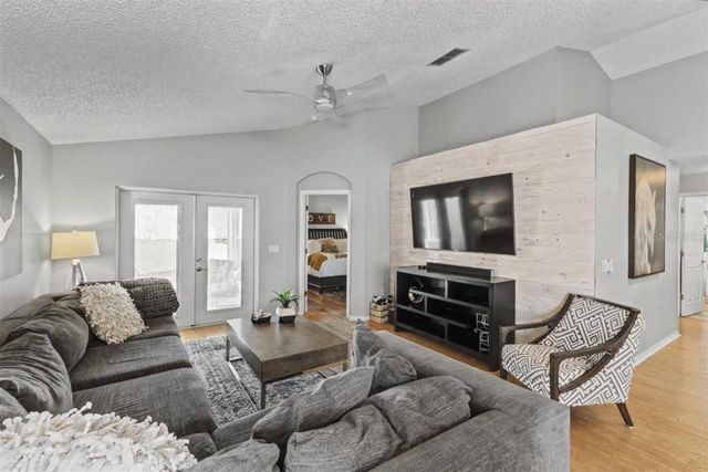 2070 CARPATHIAN DRIVE, Apopka, FL 32712