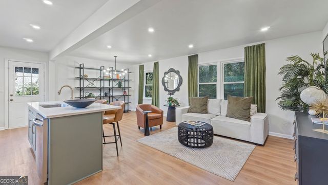 4088 Vale Court, Decatur, GA 30035