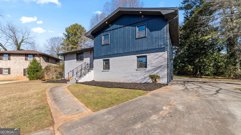 4088 Vale Court, Decatur, GA 30035