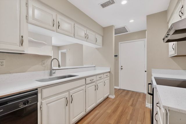 18915 TUPELO Lane, Dallas, TX 75287