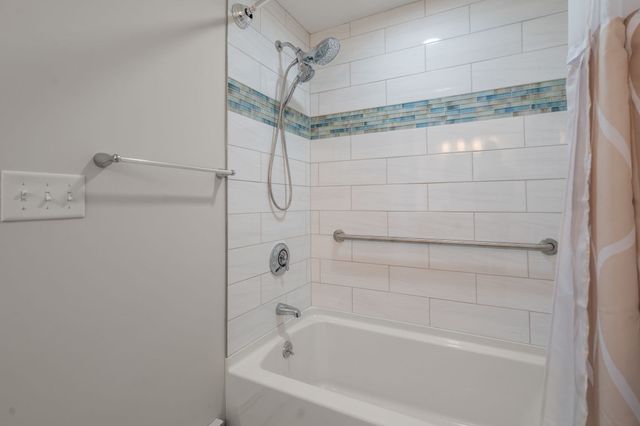 31 Leary St, Wayland, MA 01778