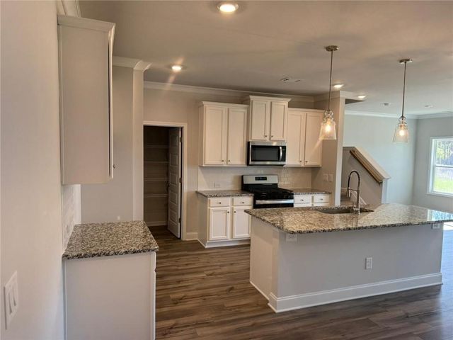 3230 Westgate Park Drive, Loganville, GA 30052