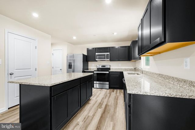 15 TILIA DR, Elkton, MD 21921