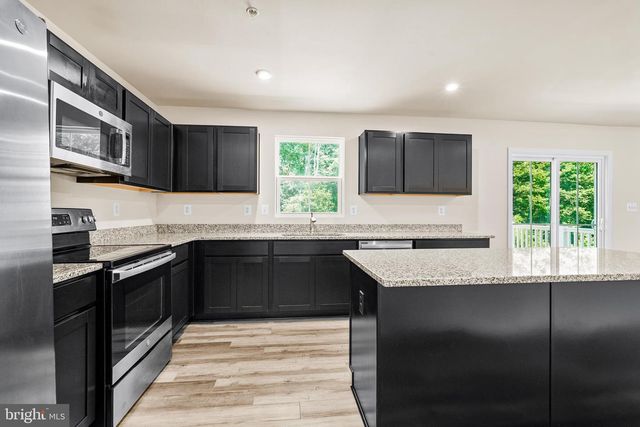 15 TILIA DR, Elkton, MD 21921
