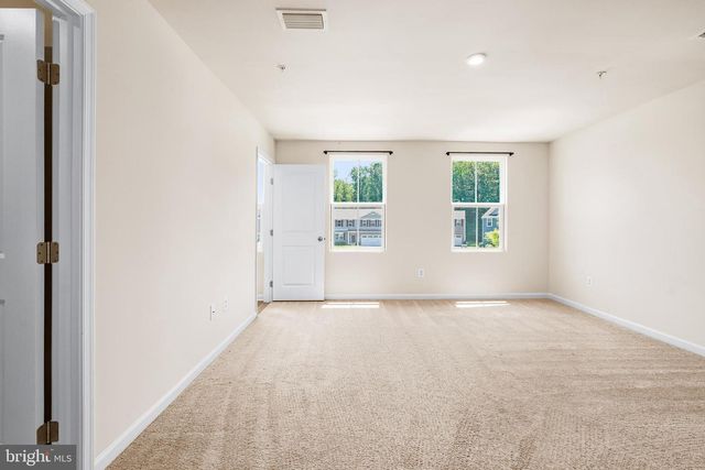 15 TILIA DR, Elkton, MD 21921