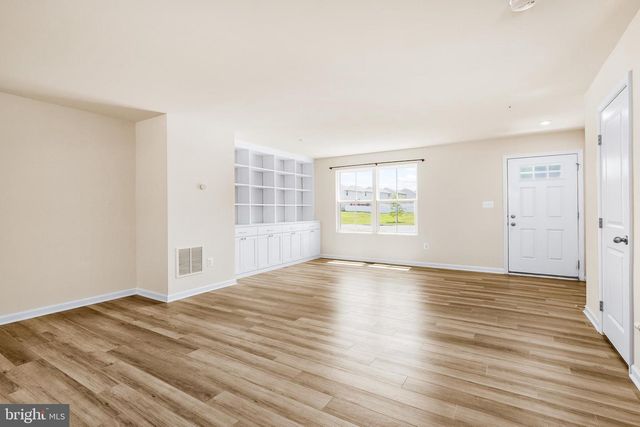 15 TILIA DR, Elkton, MD 21921